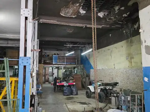 Local en Venta 100 años
