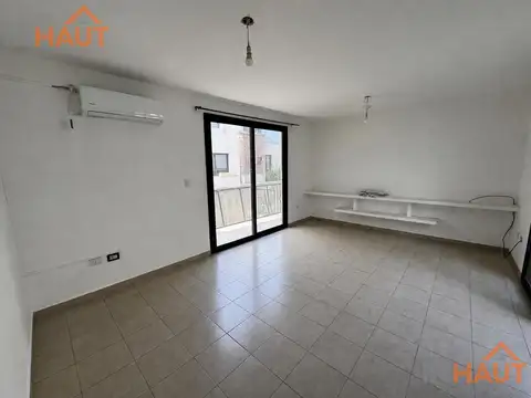 Depto Tipo Casa en Alquiler en Cipolletti, $ 1.600.000