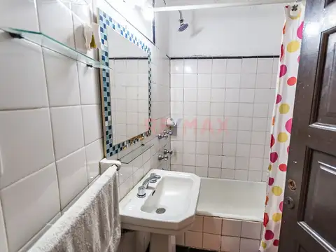 Depto Tipo Casa en Venta 64 años