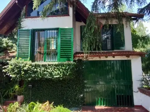 CHALET ZONA RESIDENCIAL CASTELAR NORTE