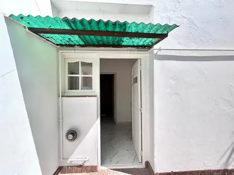Depto Tipo Casa 2 ambientes con 1 baño