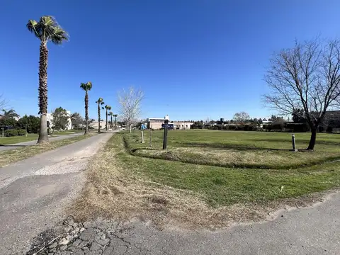 Terreno en Venta en Puerto Roldan, USD 89.000