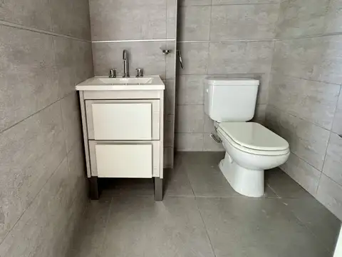 Depto Tipo Casa en Alquiler de 2 dormitorios