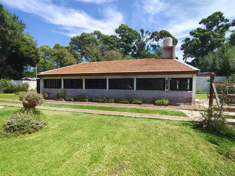 Casa en Venta en Barrio Felix U.Camet, USD 130.000