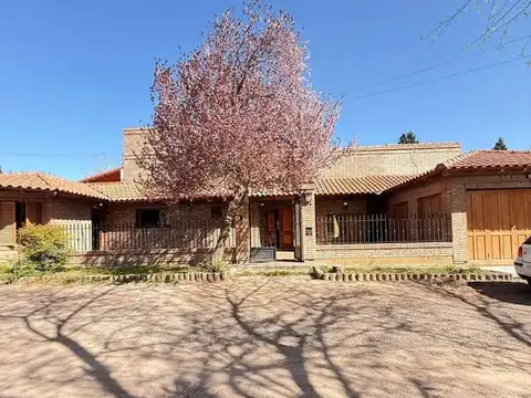 Vendo Casa en Villa Nueva Guaymallén
