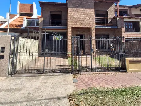 Casa en venta en Alberdi