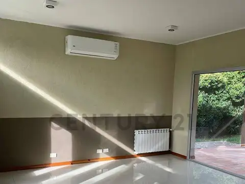 Casa en Alquiler en Villanueva, USD 1.950