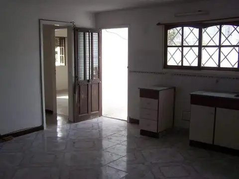 Depto Tipo Casa 3 ambientes con 1 baño
