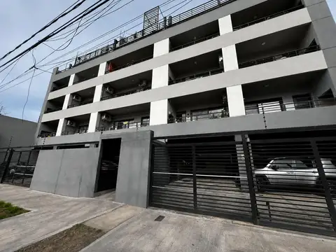 Departamento - Olivos-Maipu/Uzal