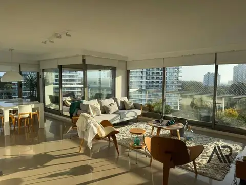 Avenida 100