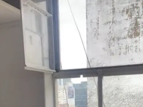 Defensa 1400, Piso 6