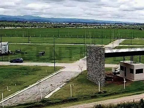 Terreno en Venta en La Ernestina, USD 11.500