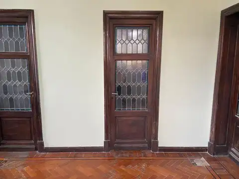 Depto Tipo Casa 8 ambientes con 5 baños