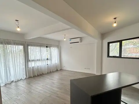 Departamento en alquiler  2 Ambientes  con cochera - Olivos