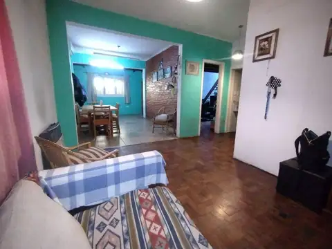 VENTA - CASA - 5 AMBIENTES - OPORTUNIDAD- RENTABILIDAD