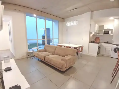 OPRTUNIDAD Departamento 3 Ambientes con 2 patios, parilla, cochera Apto profesional