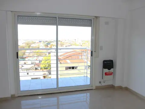 Departamento dos ambientes a estrenar en Flores