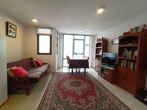 Gascon 1700, Piso 8