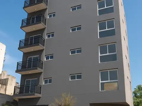 Departamento Dos Ambientes amplio y luminoso - Caseros Centro