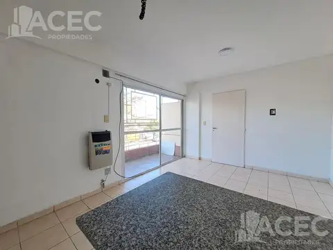 Pellegrini al 3800 - Piso 2° Dpto 01
