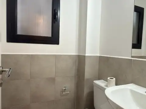 Local en Alquiler en Zona Centro, $ 800.000