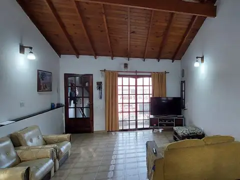 Depto Tipo Casa en Venta de 2 dormitorios