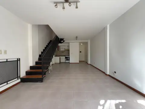 4 AMBIENTES DUPLEX SIN EXPENSAS