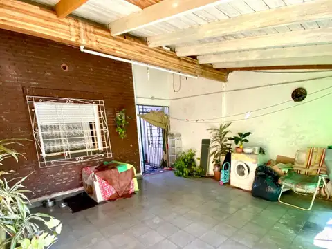 Casa en Venta en Bernal, USD 108.000