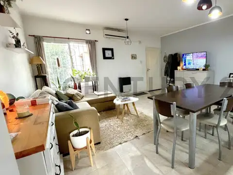 Casa 3 ambientes con 1 baño