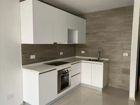 VENTA - DEPARATMENTO - DOS AMBIENTES - VILLA DEL PARQUE - CON COCHERA Y AMENITIES.