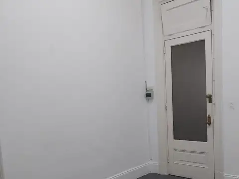 Oficina 2 ambientes con 2 baños