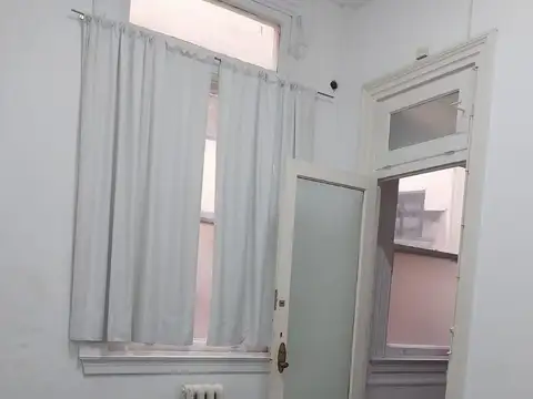Oficina en Alquiler 100 años