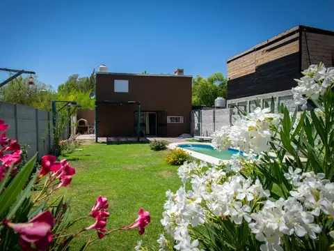 CASA EN VENTA ARTURO SEGUI 