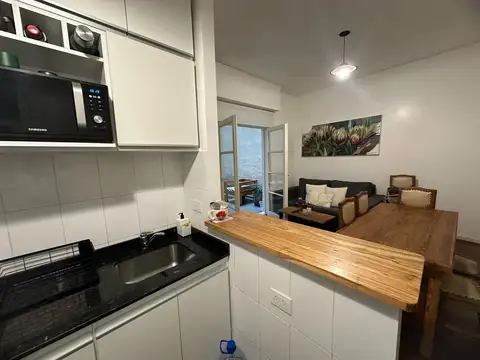 Departamento en venta con patio - Recoleta