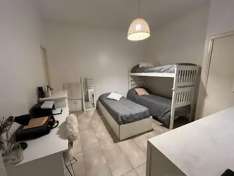 Departamento en venta con patio - Recoleta