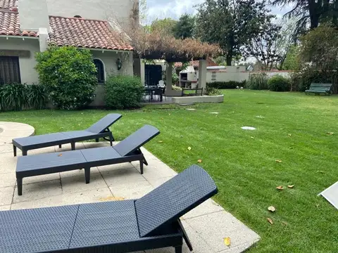Quinta en Alquiler Temporal de 4 dormitorios