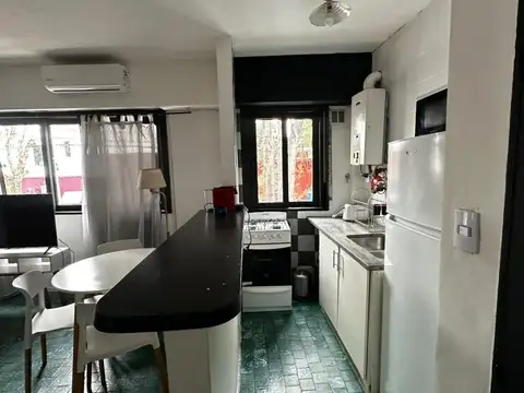 Depto Tipo Casa 2 ambientes con 1 baño