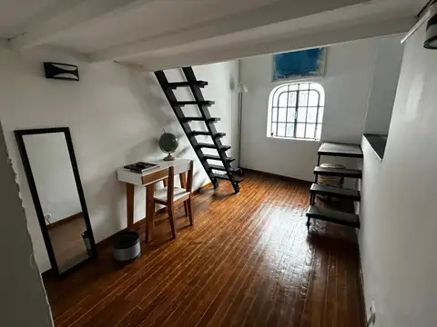 Depto Tipo Casa en Alquiler de 2 ambientes