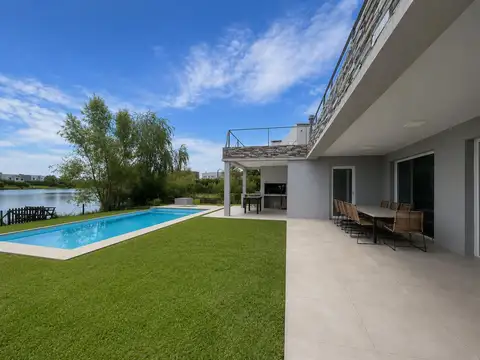Casa en Alquiler 2 años