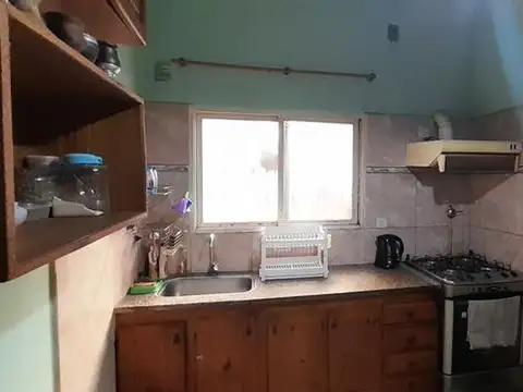 VENTA CASA MULTIFAMILIAR COCHERA PILETA