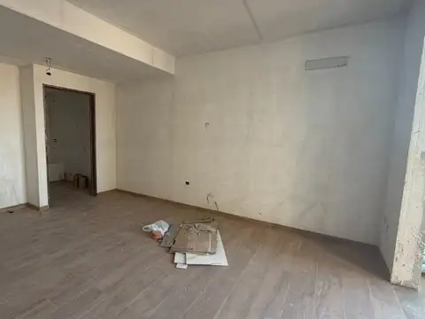 VENTA DEPARTAMENTO DOS AMBIENTES EN POZO-SAAVEDRA