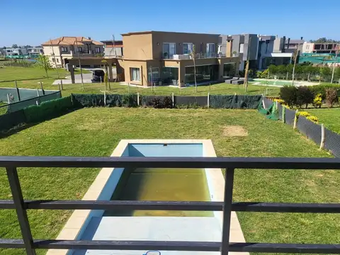 CASA EN VENTA CANNING BARRIO TERRALAGOS