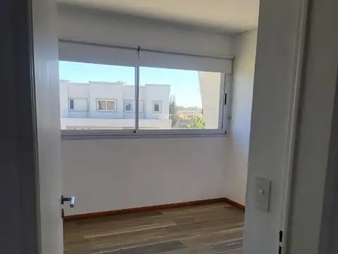 Los Robles -terralagos 5901