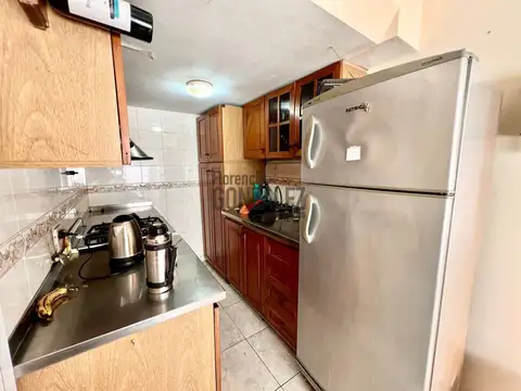 Casa 7 ambientes con 2 baños