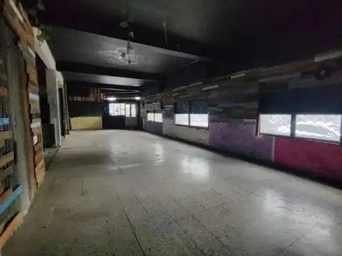 Local en Venta en Billinghurst, USD 198.000