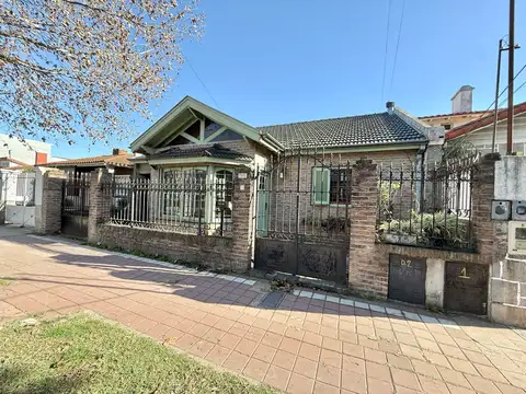 Terreno en Venta de 1241m2 en Bernal Oeste