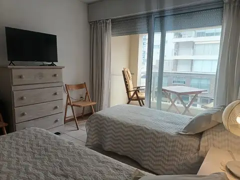 Departamento en Alquiler con 1 cocheras