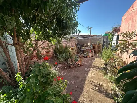 Venta Casa + Local Patricios 116m2