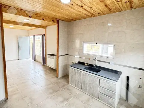 Casa en Alquiler con 1 cochera