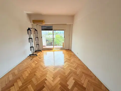 Departamento en Venta en Chacarita, USD 148.000